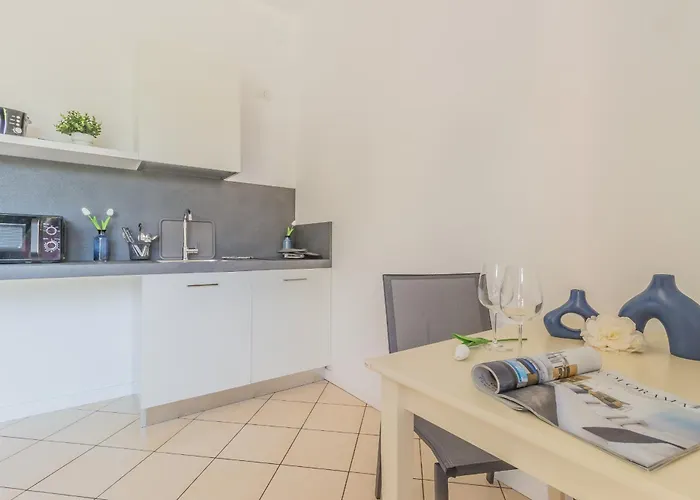 Brezza Del Lario Monolocale Con Accesso Disabili 01-02-09 Apartmán Dervio